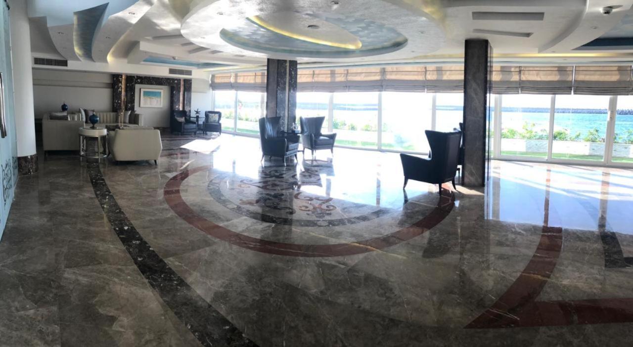 Fleet Club Mahrousa Alexandrië Buitenkant foto Lobby