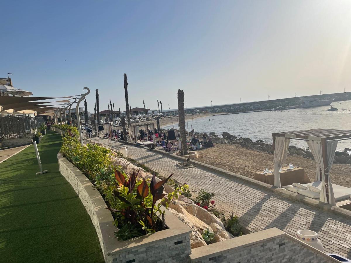 Fleet Club Mahrousa Alexandrië Buitenkant foto Marina